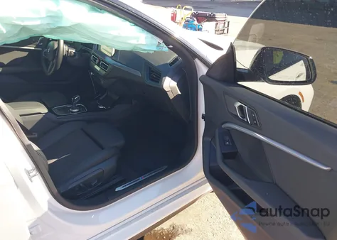 2024 BMW 228I Gran Coupe Sdrive z USA, uszkodzony, nr VIN WBA53AK09R7R35678